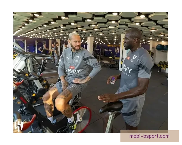 内马尔在社交平台分享利雅得新月康复训练视频引关注