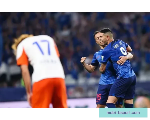 特维斯打破纪录高薪加盟申花引发联赛薪资震动